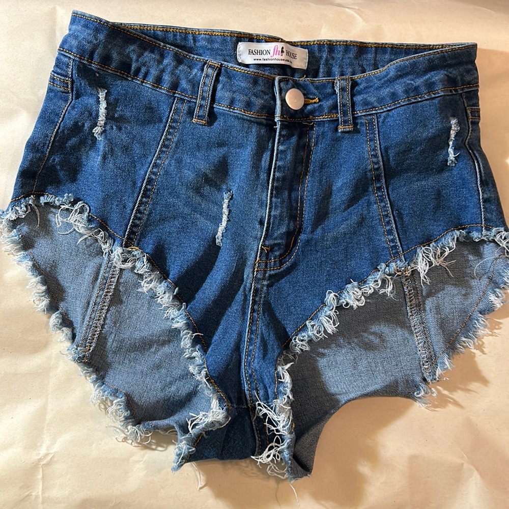 Fashion House Millennials Distressed Cutoff Jean Short Shorts Blue Denim SZ MED
